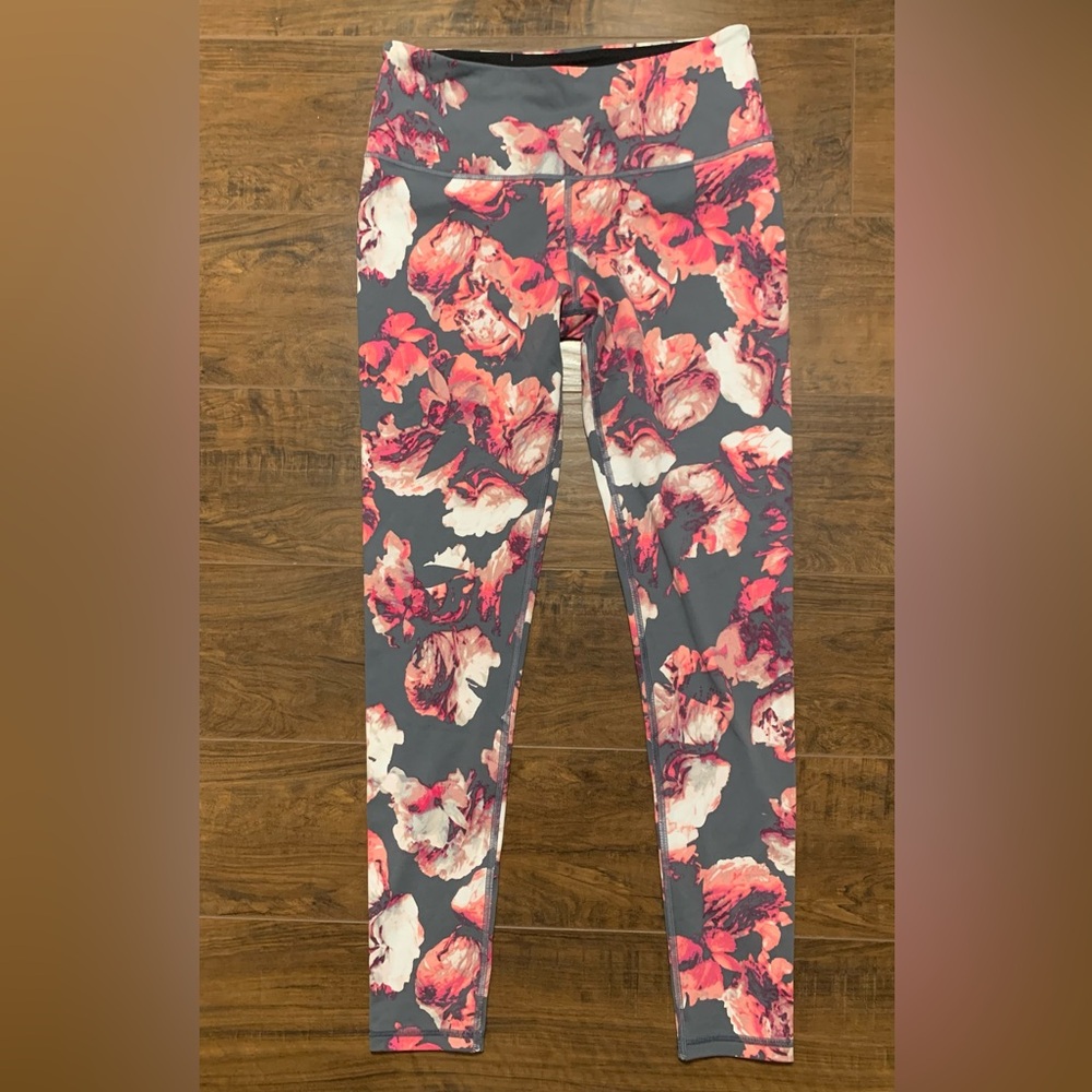 Victoria Sport Knockout Pant Legging Small Floral